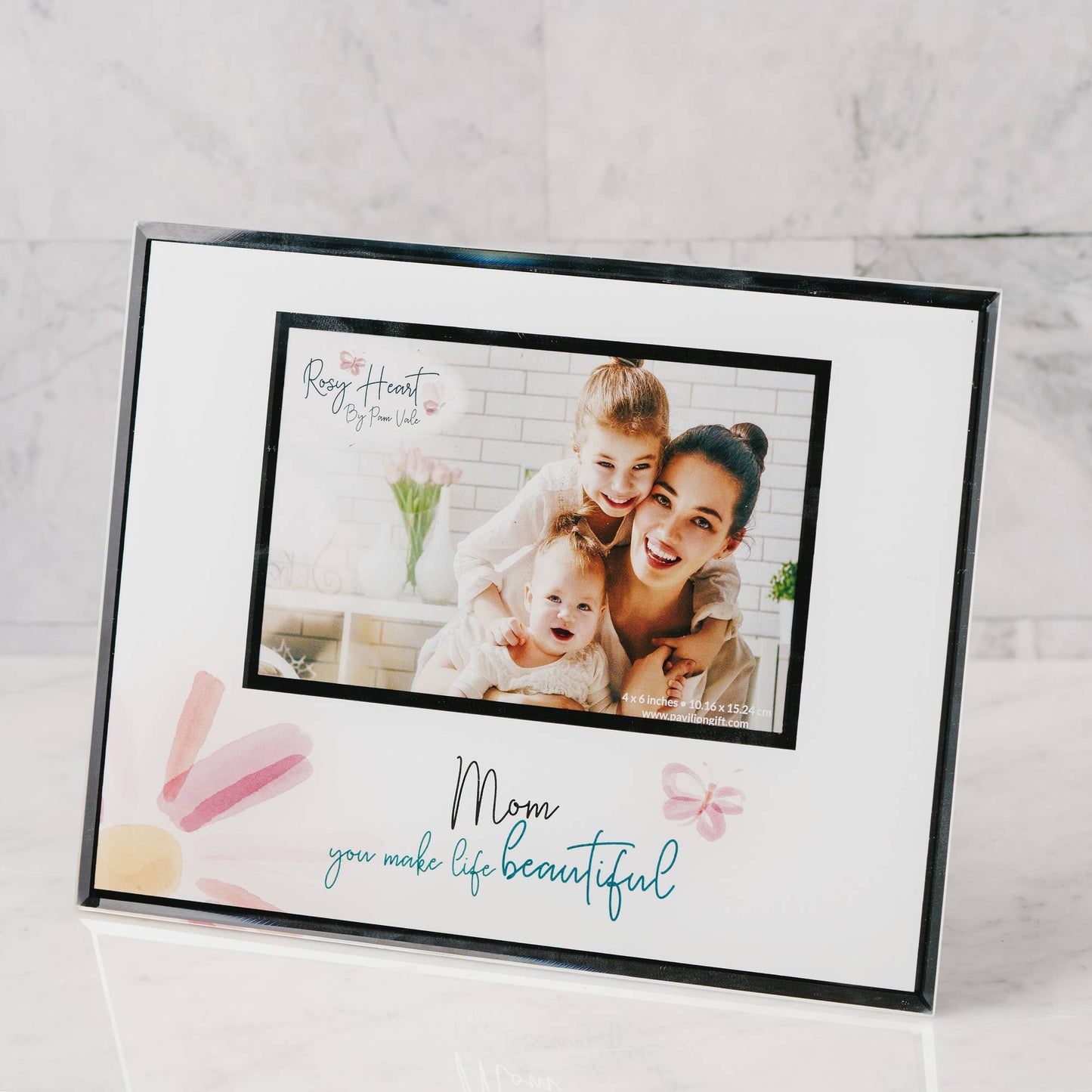 Mom - 9.25" x 7.25" Frame
(Holds 6" x 4" Photo)